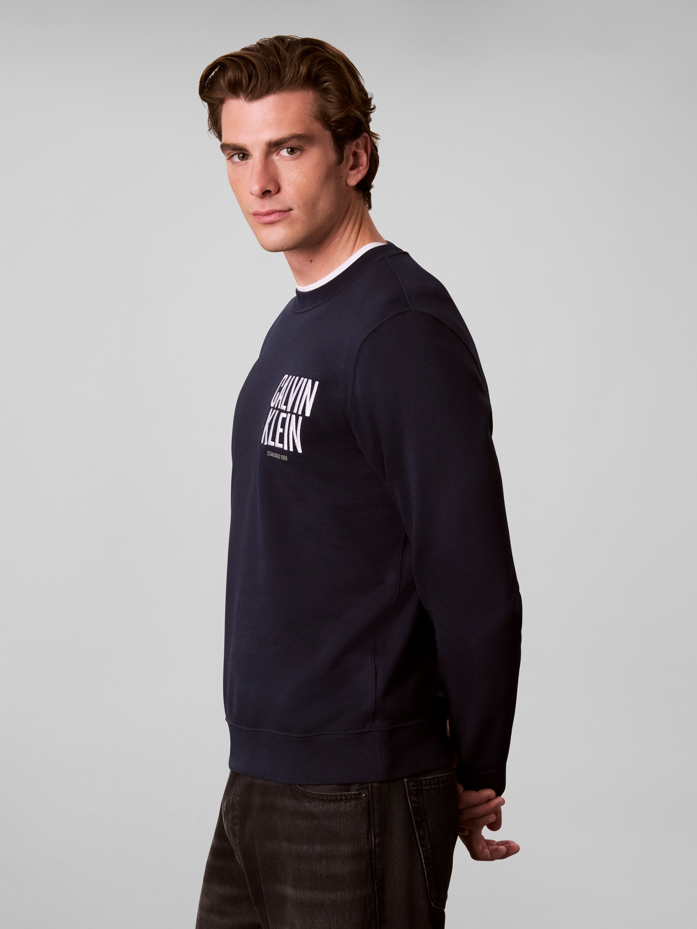 Calvin Klein Sweat-shirt »BOLD CALVIN KLEIN«, coupe régulière avec imprimé de marque
