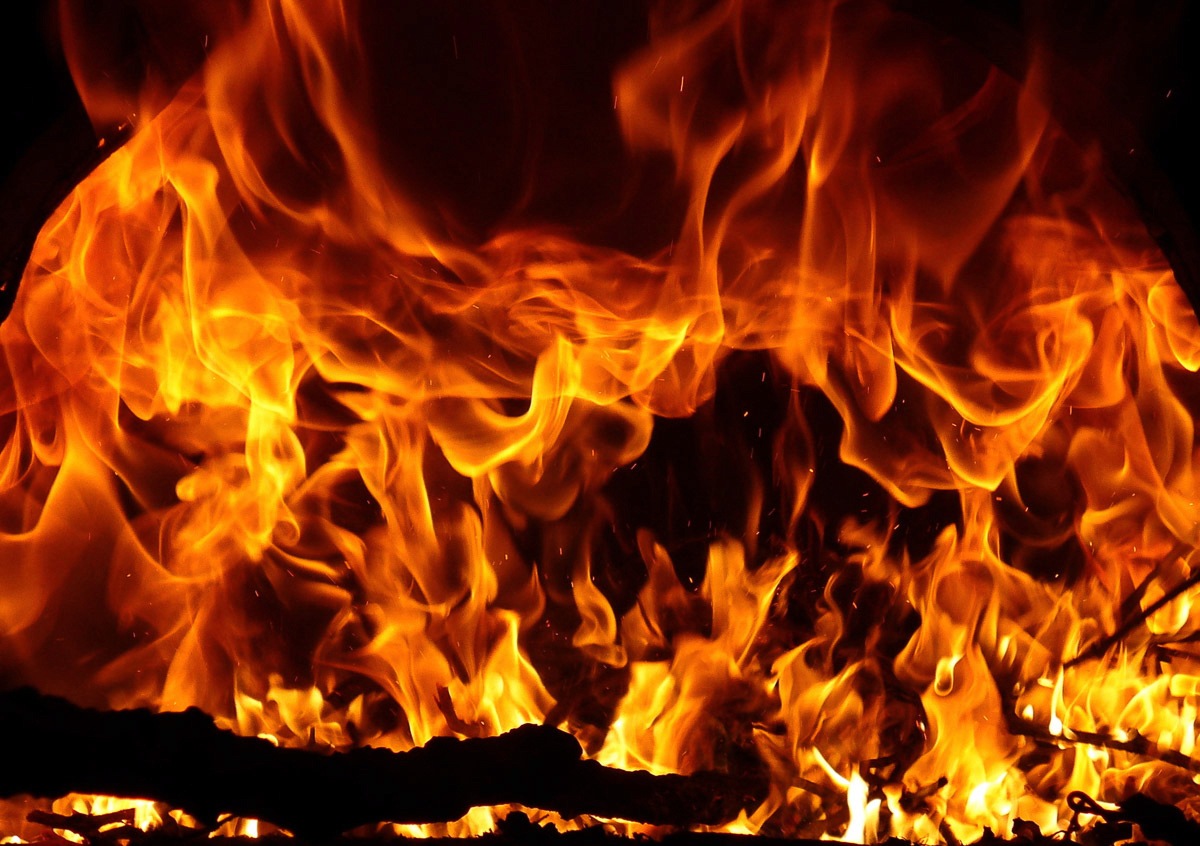 Image of Papermoon Fototapete »Feuer«, Vliestapete, hochwertiger Digitaldruck, inklusive Kleister bei Ackermann Versand Schweiz