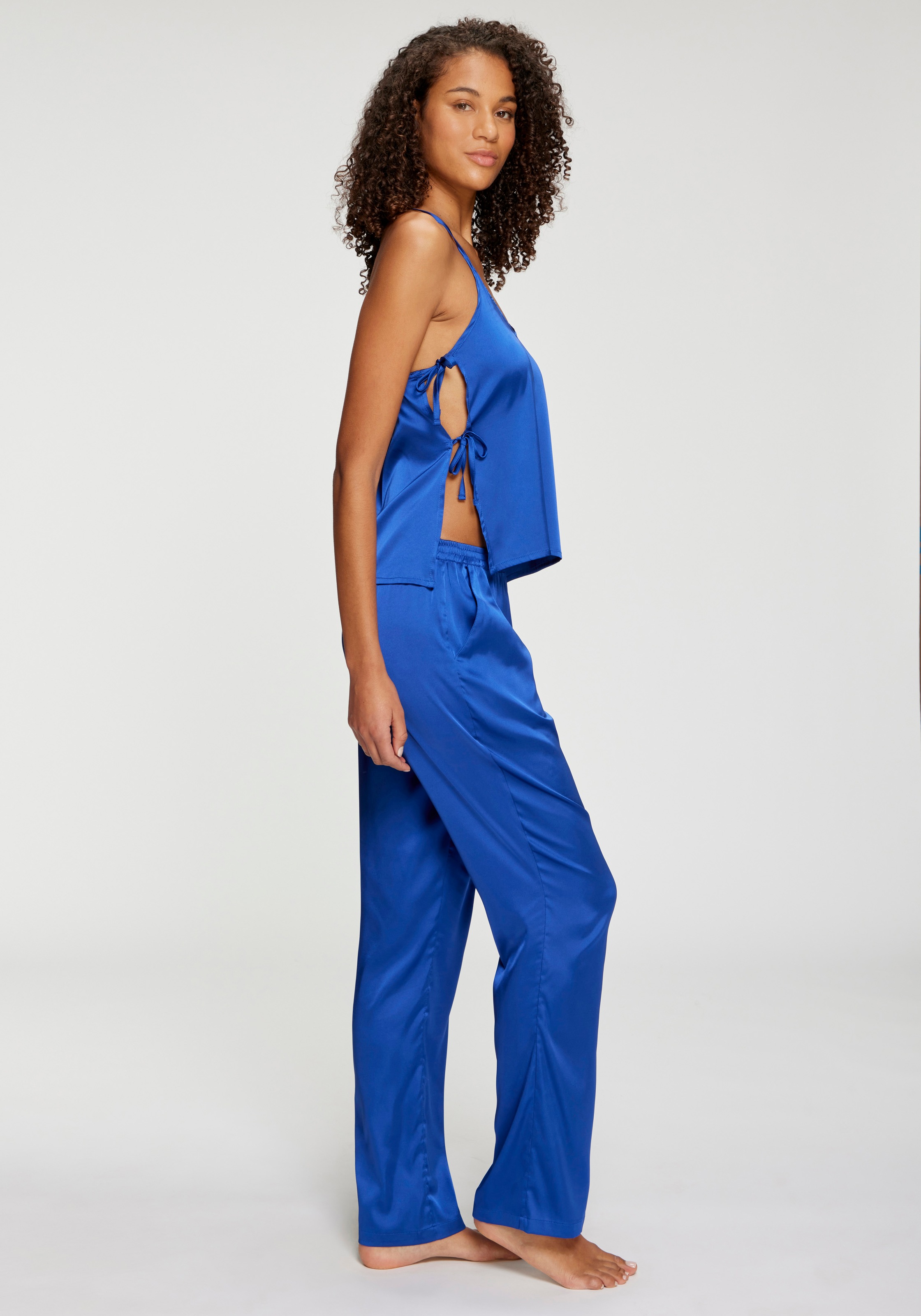 Image of LASCANA Pyjama Set, 2 tlg. mit seitlichen Bändern zum Verschliessen