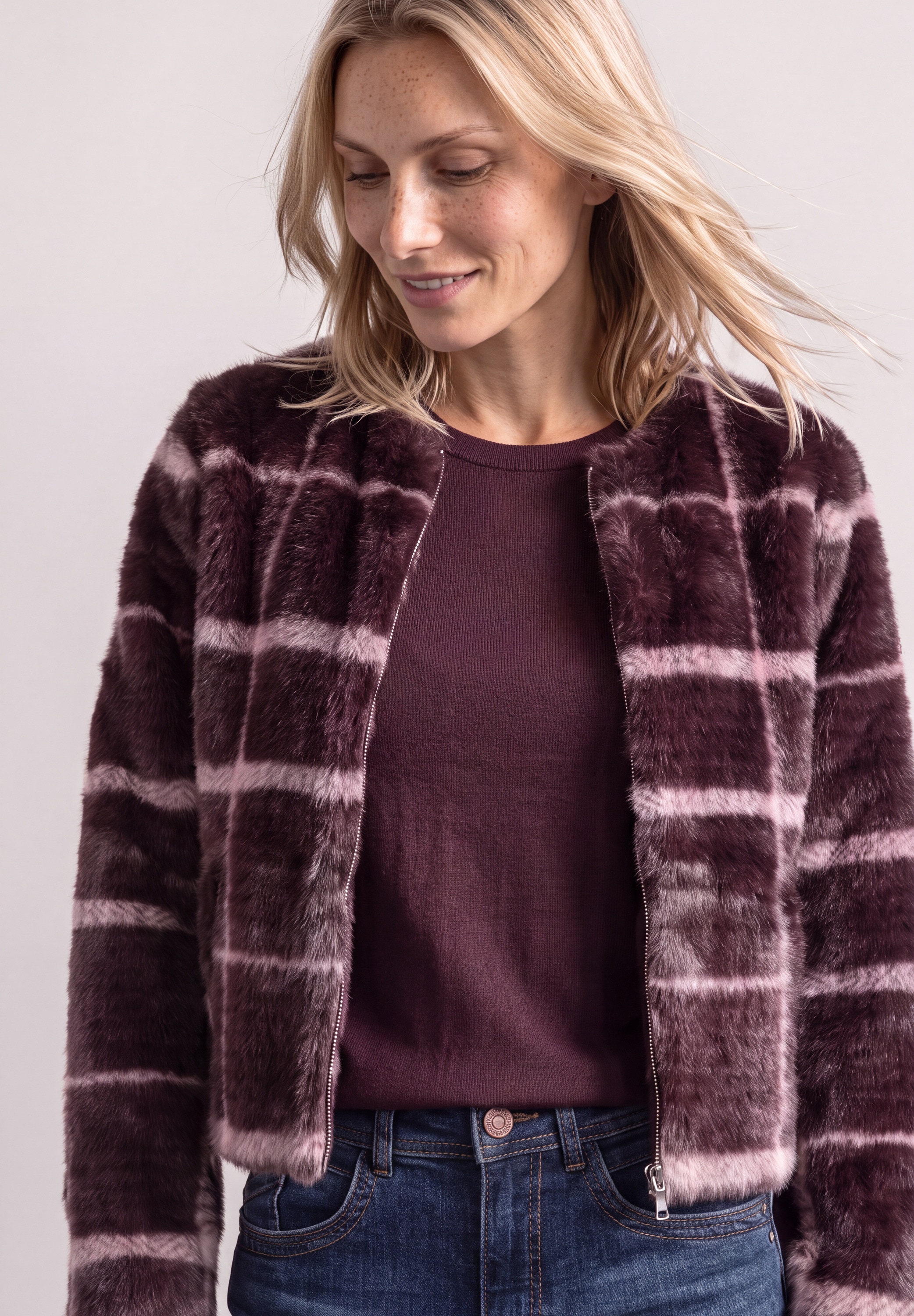 Image of STREET ONE Kurzjacke mit Karomuster, Fake Fur