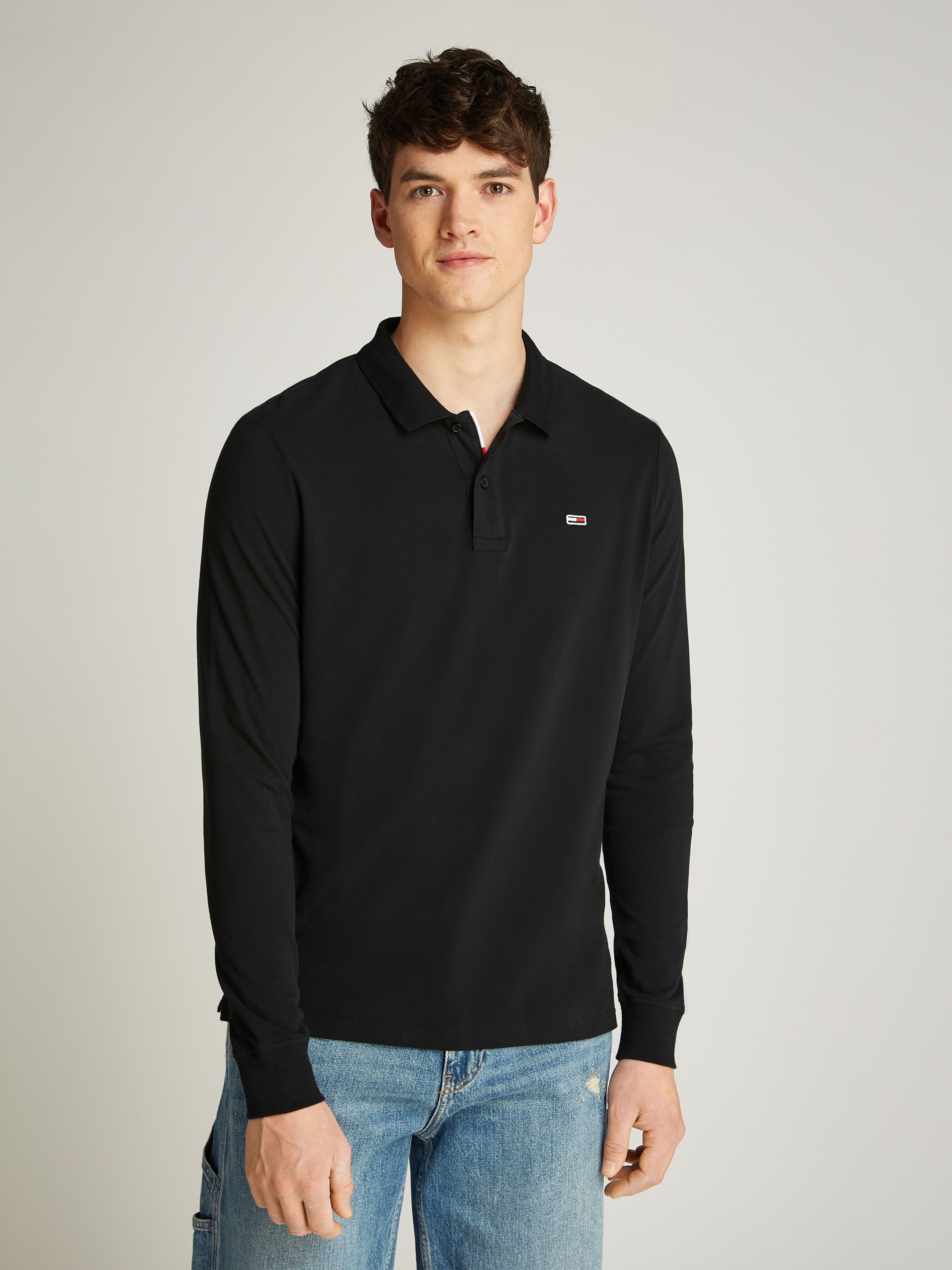 Image of Tommy Jeans Poloshirt "TJM SLIM PLACKET POLO LS EXT" mit Logostickerei