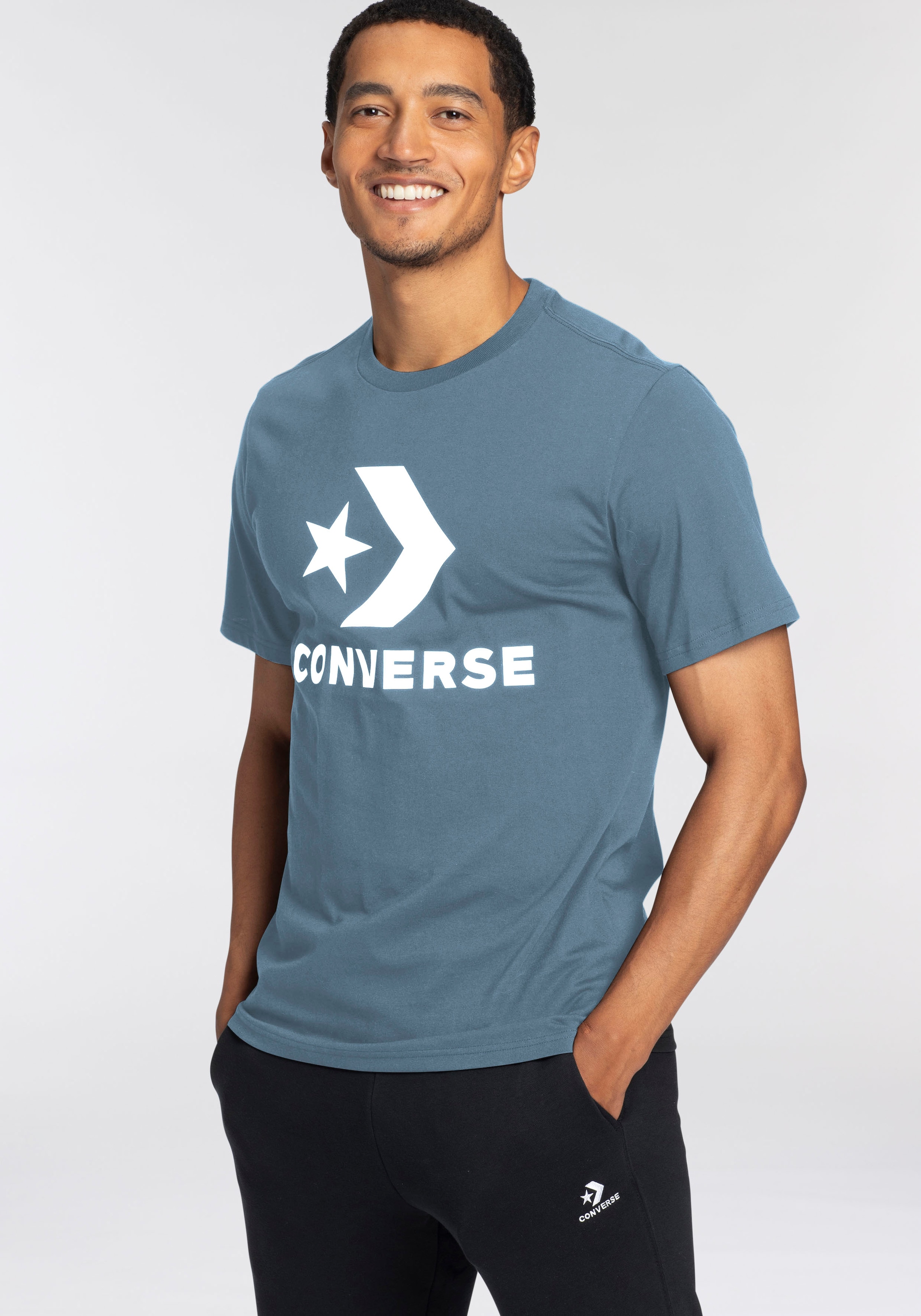 Converse T-Shirt »Unisex GO-TO STAR CHEVRON LOGO STANDARD-FIT«, Unisex