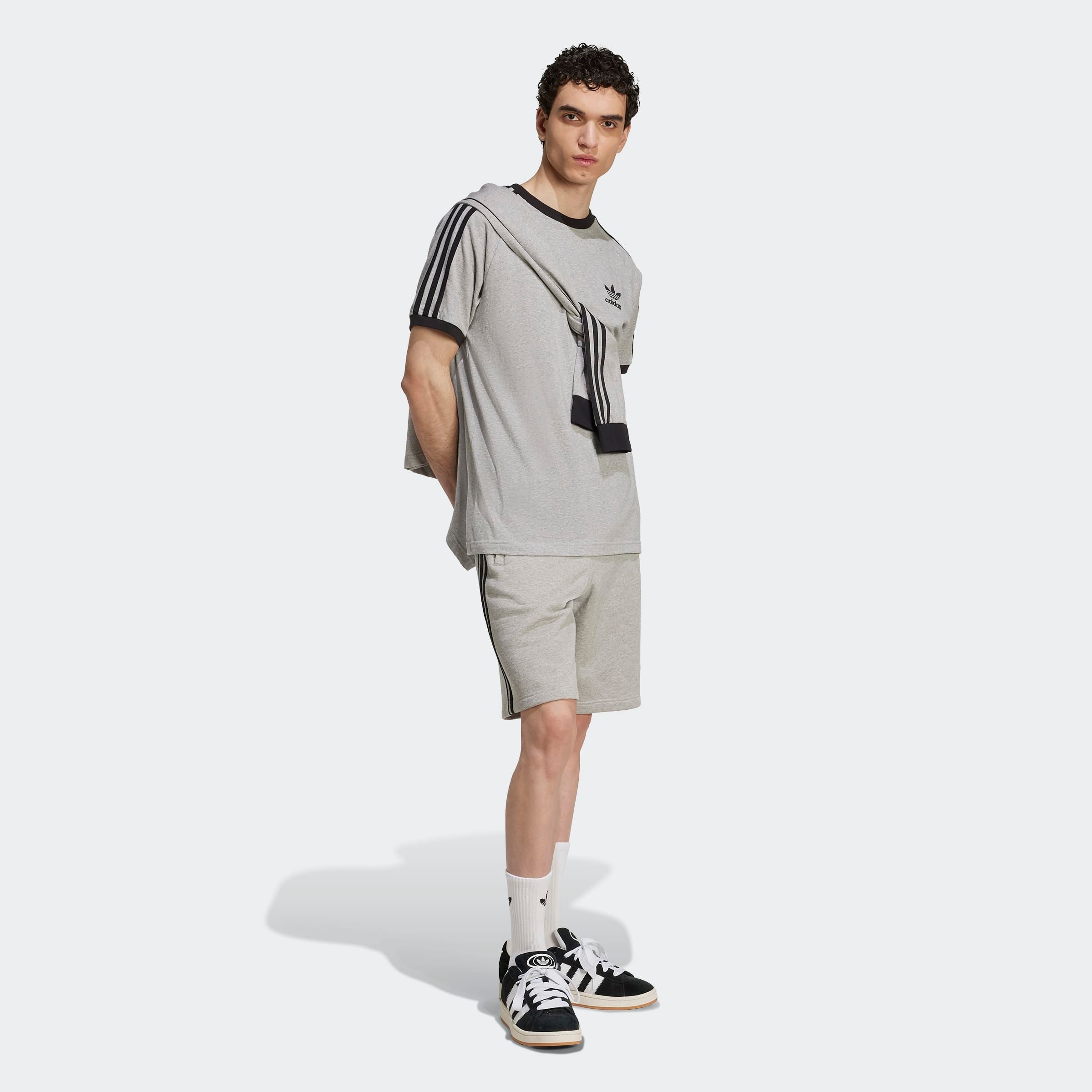 adidas Originals Shorts »3-STRIPE SHORT«, (1 tlg.), Drei Streifen Sweat Shorts aus weichem French-Terry Material