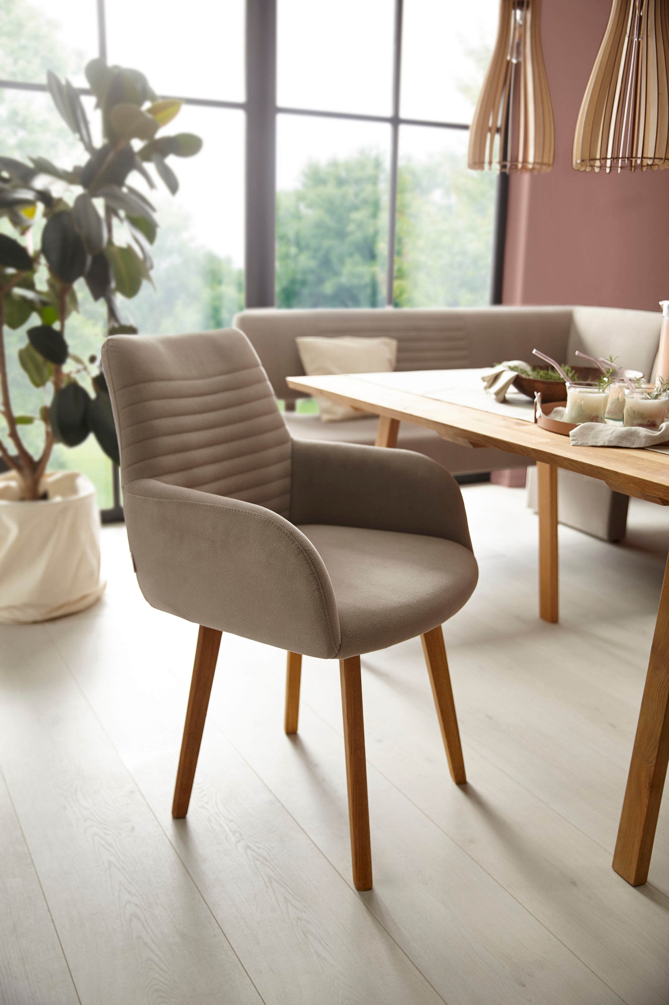 Image of GOODproduct Armlehnstuhl »Alessja«, (Set), 2 St., Microfaser, Bezug aus Microfaser, Gestell aus Eiche Massivholz bei Ackermann Versand Schweiz