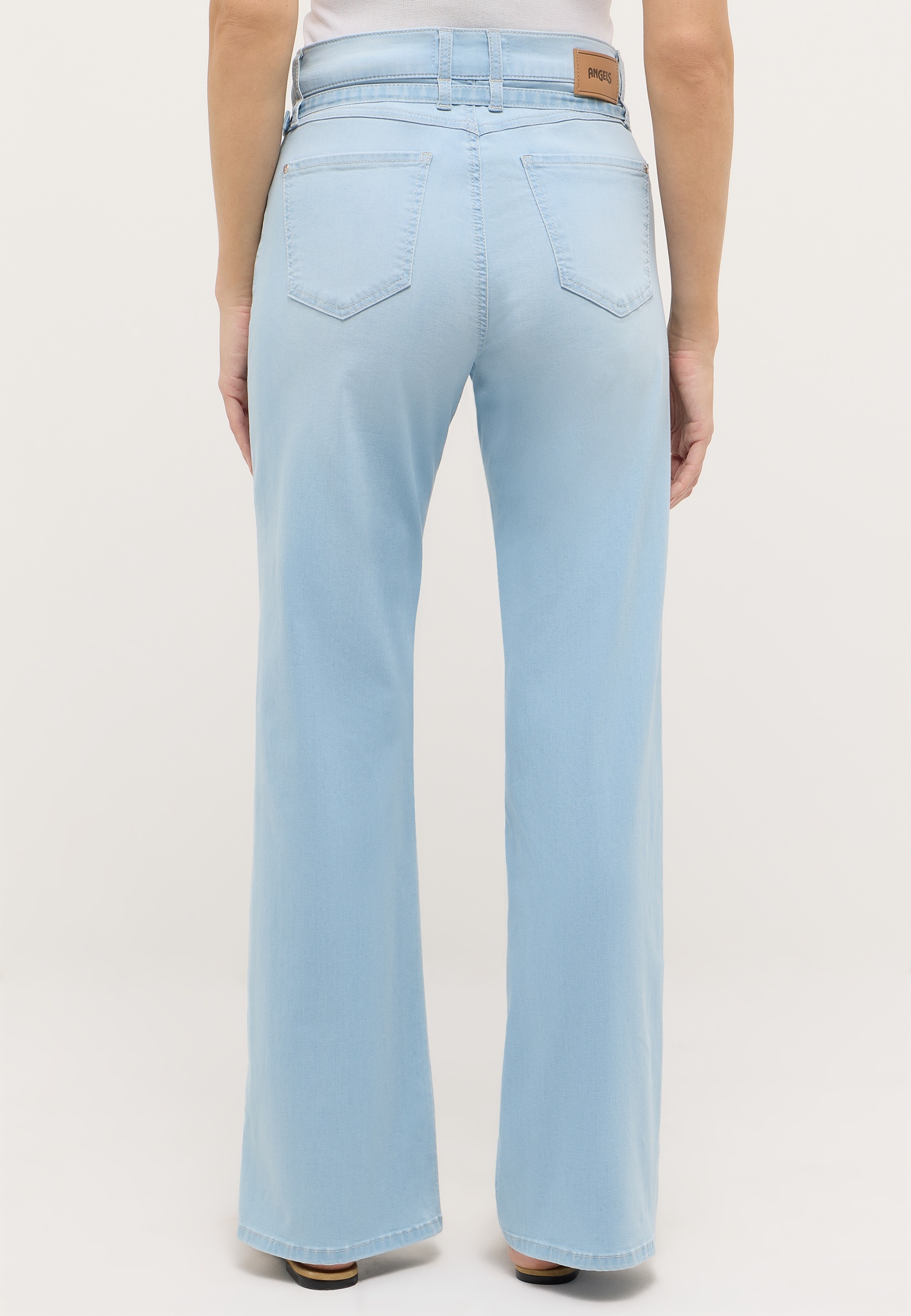 ANGELS Jeans à 5 poches »Liz City« avec ceinture, coupe relaxed