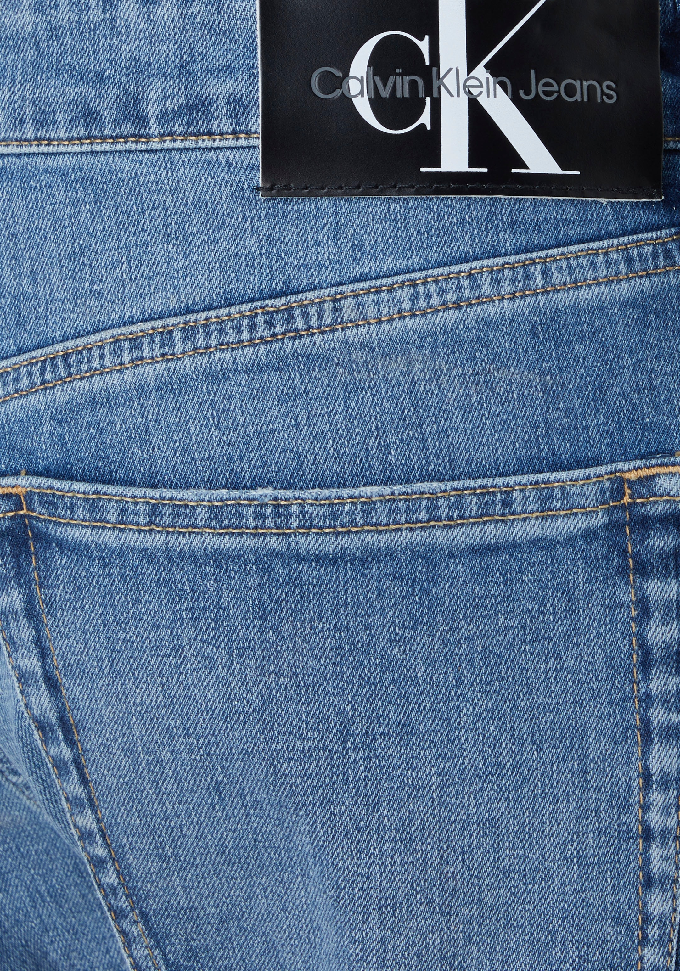versandkostenfrei Tapered-fit-Jeans Calvin Leder-Badge Klein auf TAPER«, Calvin Jeans »SLIM Klein mit