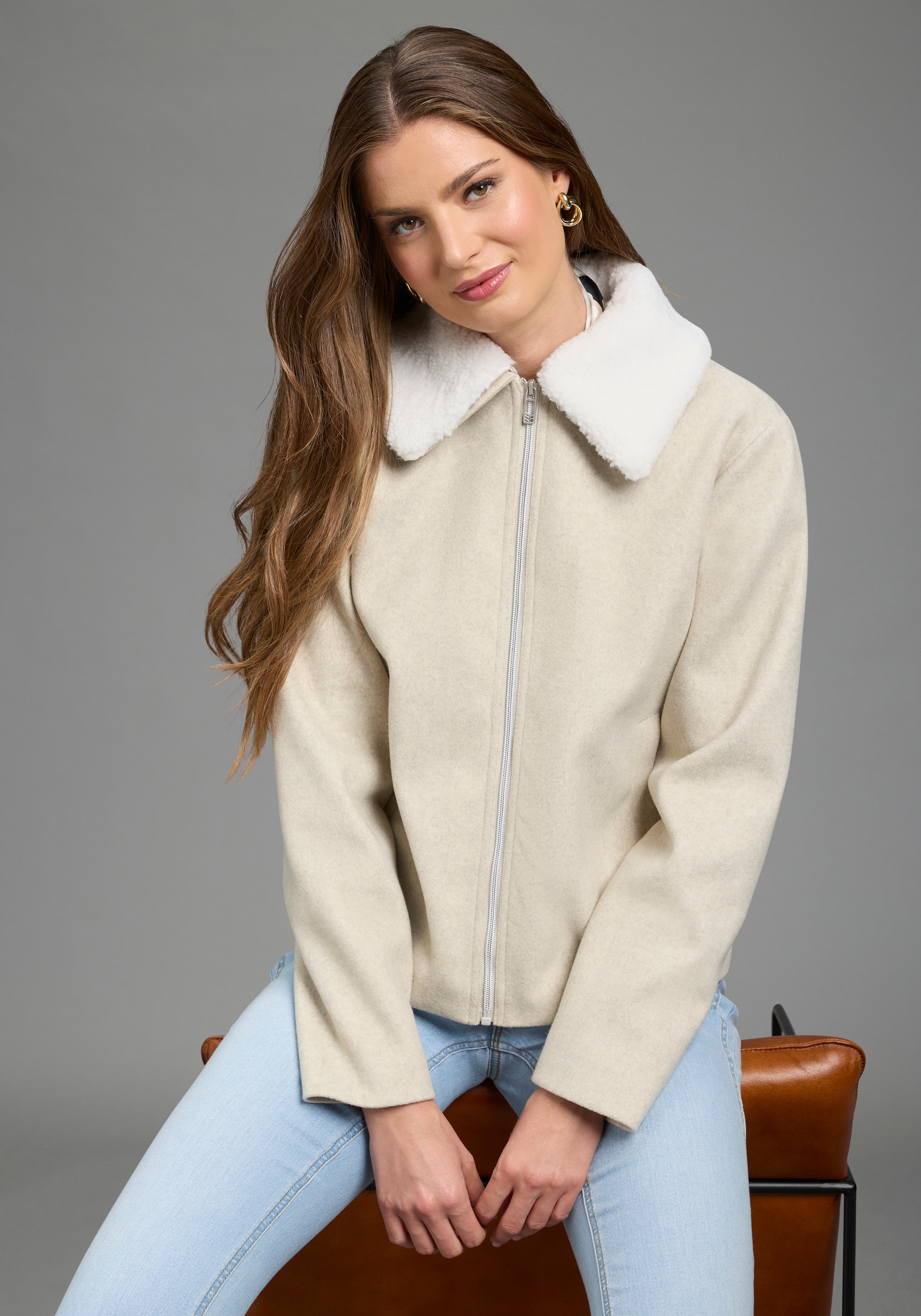 Image of Laura Scott Kurzjacke in Wolloptik mit abnehmbaren Teddy-Kragen Übergangsjacke