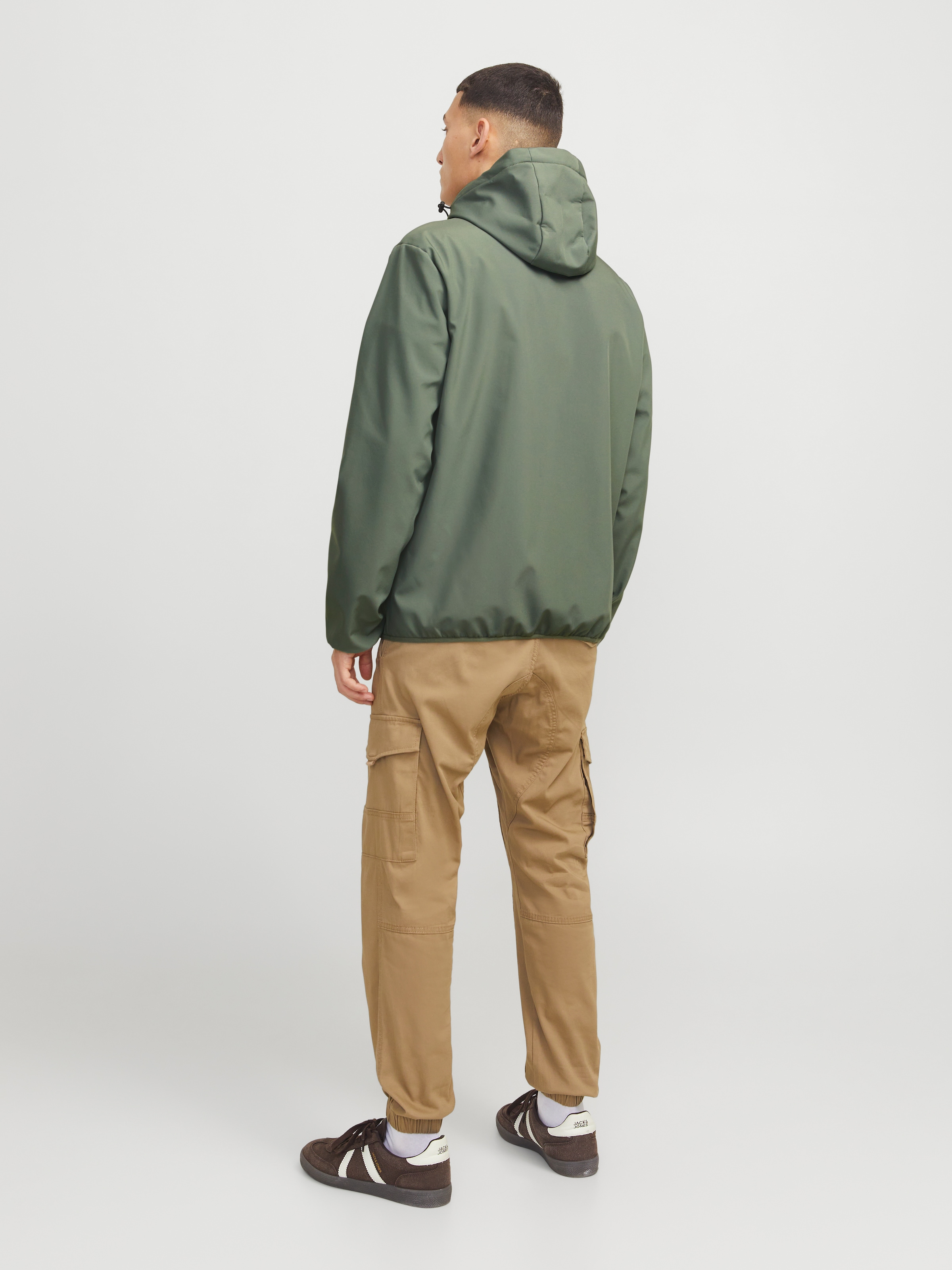 Jack & Jones Softshelljacke »JJTHEO SOFTSHELL JACKET«, mit Kapuze