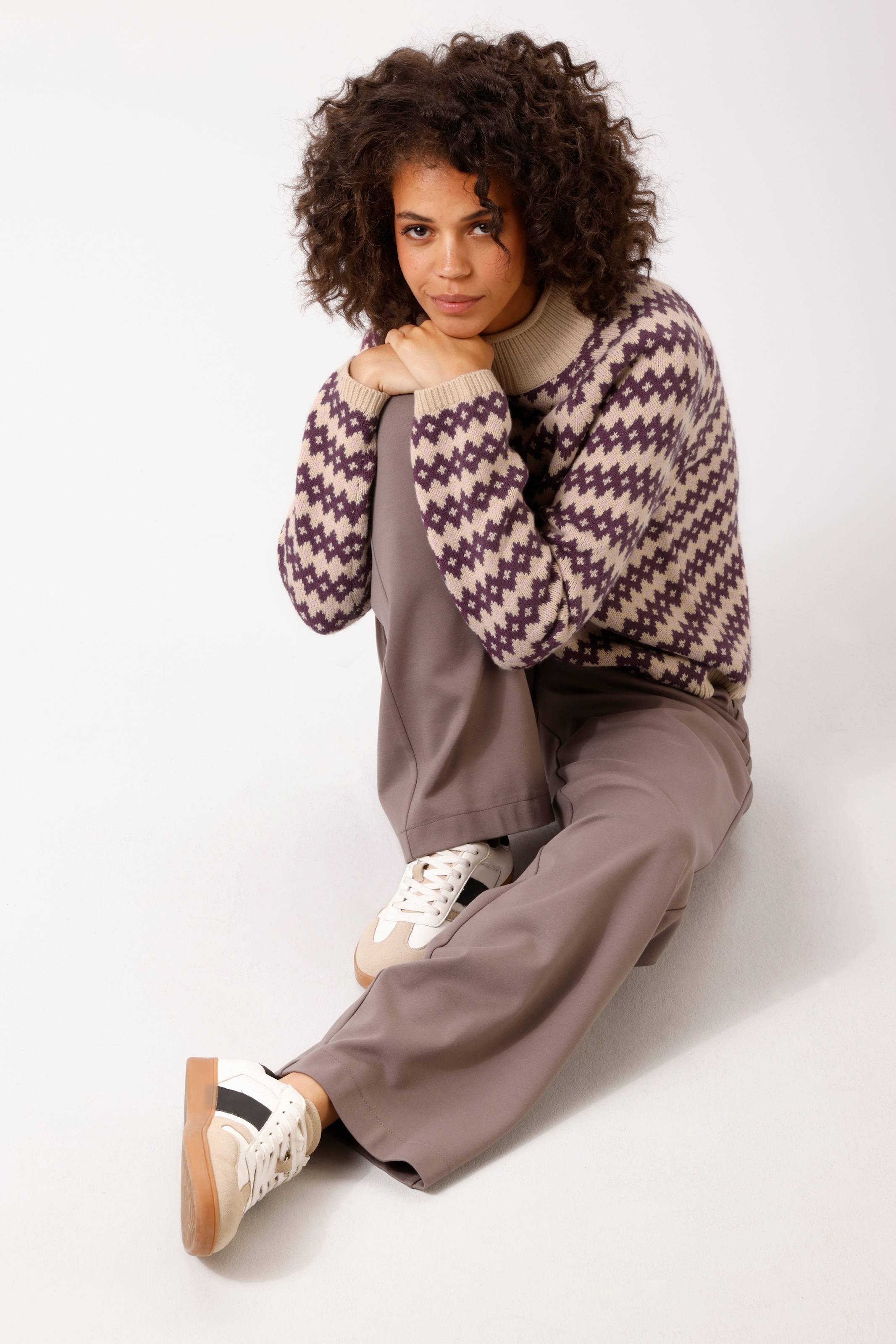 Aniston CASUAL Pull en tricot avec motif de losanges aux couleurs harmonieuses - NOUVELLE COLLECTION