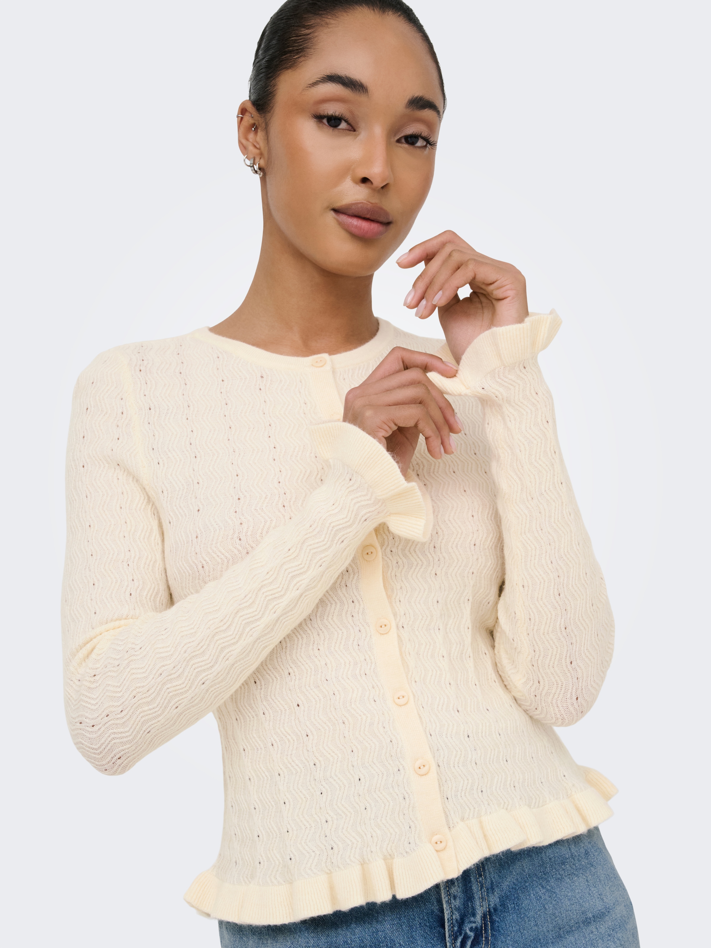 ONLY Veste en tricot »ONLIBI LS O-NECK FRILL CARDI EX KNT« mélange viscose, coupe régulière